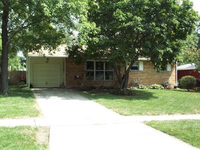 746 Fairborn Rd, Forest Park, OH 45240 photo 2