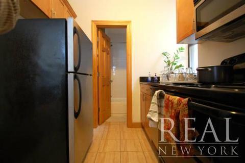 721 Marion Rd, Woodlawn, OH 45215 photo 4