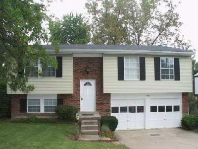 6582 Knottypine Dr, Cincinnati, OH 45230 photo 2