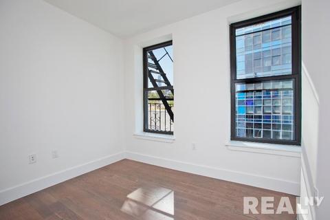 2255 Intern Ct, Cincinnati, OH 45239 photo 6