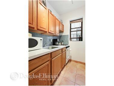 3565 Montgomery Rd, Cincinnati, OH 45207 photo 5