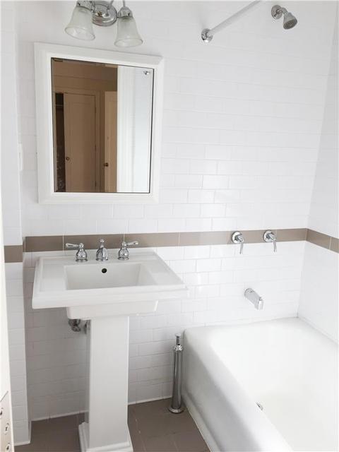 7426 Drake Rd, Cincinnati, OH 45243 photo 8