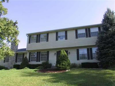 7296 Royalgreen Dr, Cincinnati, OH 45244 photo 2
