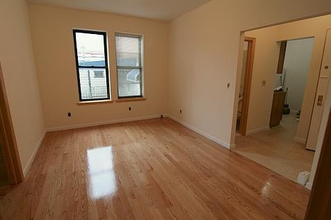 1575 Pullan Ave, Cincinnati, OH 45223 photo 4