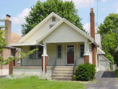 6830 Palmetto St, Cincinnati, OH 45227 photo 2