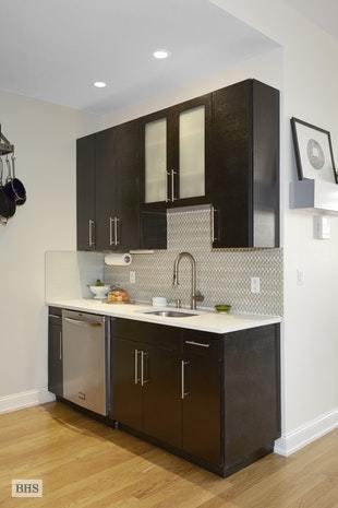1972 Baltimore Ave, Cincinnati, OH 45225 photo 6