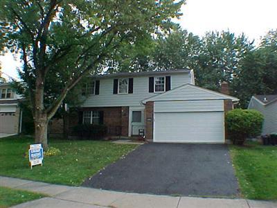 1043 Hearthstone Dr, Cincinnati, OH 45231 photo 1