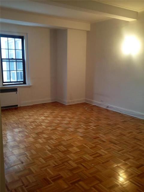 909 Kirbert Ave, Cincinnati, OH 45205 photo 5