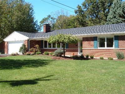 2591 Beechmar Dr, Cincinnati, OH 45230 photo 3