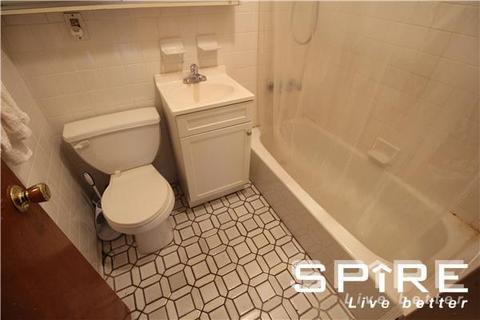 853 Glasgow Dr, Forest Park, OH 45240 photo 9