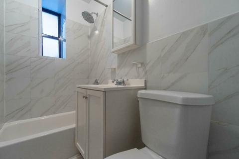 3888 Springoak Dr, Cincinnati, OH 45248 photo 7