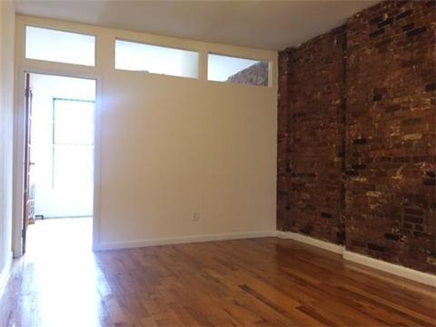 4211 Christopher Ct, Batavia, OH 45103 photo 1