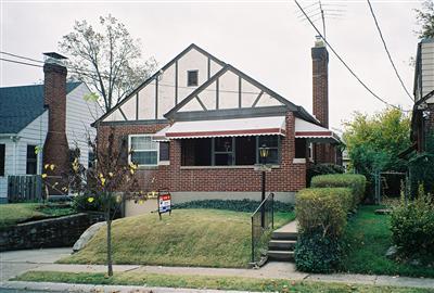 3323 Maplecrest Pl, Cincinnati, OH 45209 photo 2