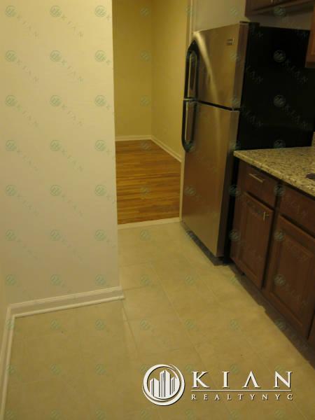 5363 Cleander Dr, Cincinnati, OH 45238 photo 1