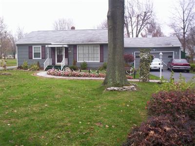 209 Supinger St, Blanchester, OH 45107 photo 1