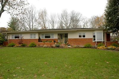 6569 Devonwood Dr, Cincinnati, OH 45224 photo 1
