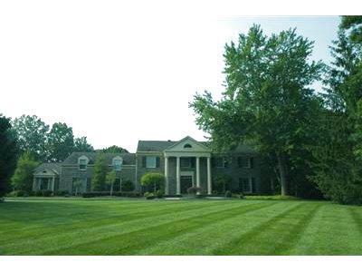 9525 Whitegate Ln, Cincinnati, OH 45243 photo 3