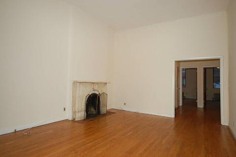 3591 Mchenry Ave, Cincinnati, OH 45225 photo 2