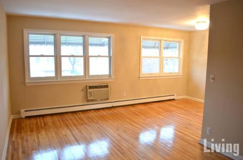 6426 Hillside Ave, Cincinnati, OH 45233 photo 2