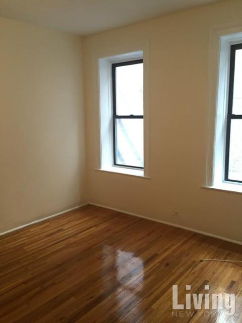 3243 Ebenezer Rd, Cincinnati, OH 45248 photo 1