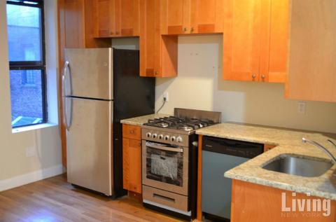 9209 Comstock Dr, Cincinnati, OH 45231 photo 2