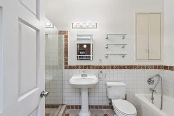 9577 Trafford Ct, Cincinnati, OH 45231 photo 8