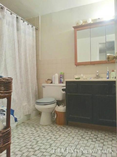 4025 Cherry St, Cincinnati, OH 45223 photo 4