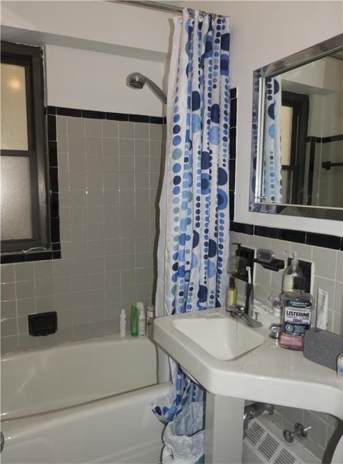 8543 Woodview Dr, Cincinnati, OH 45231 photo 5