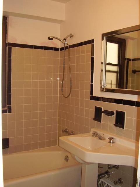 8543 Woodview Dr, Cincinnati, OH 45231 photo 11