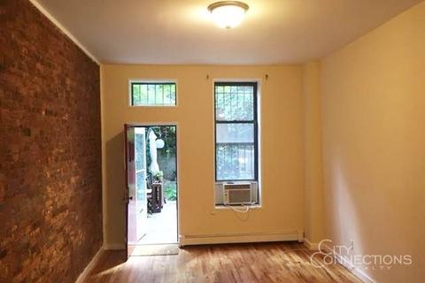 323 Emming St, Cincinnati, OH 45219 photo 1