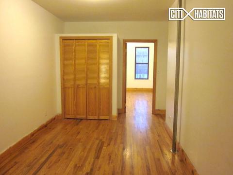 2856 Robert Ave, Cincinnati, OH 45211 photo 4