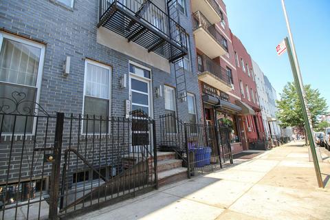 3988 Benjamin St, Cincinnati, OH 45245 photo 1