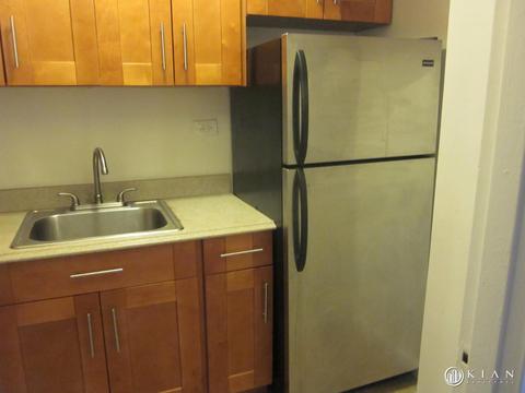 8826 Mockingbird Ln, Cincinnati, OH 45231 photo 4
