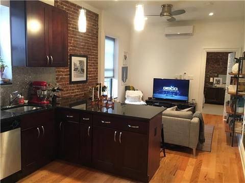 637 Prospect Pl, Cincinnati, OH 45229 photo 1