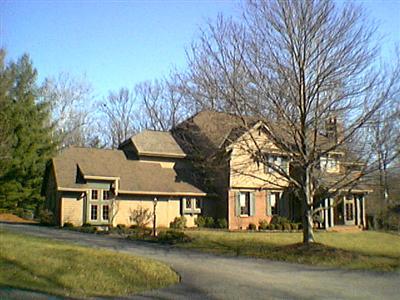 7662 Coldstream Dr, Cincinnati, OH 45255 photo 3