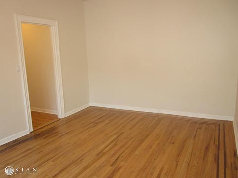 3191 Mchenry Ave, Cincinnati, OH 45211 photo 6