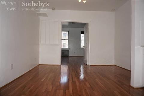 2756 Bentley Ct, Cincinnati, OH 45244 photo 5