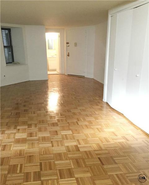 714 Miles Ln, Cincinnati, OH 45245 photo 6