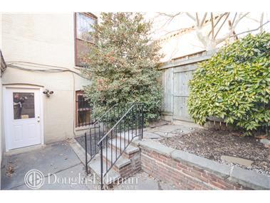 3464 Craig Ave, Cincinnati, OH 45211 photo 2
