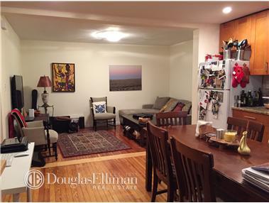 3141 Durrell Ave, Cincinnati, OH 45207 photo 3