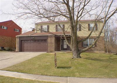 1421 Hilltree Dr, Cincinnati, OH 45255 photo 3
