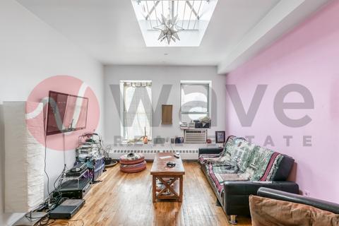 3961 Glencross Ave, Cincinnati, OH 45217 photo 6