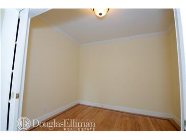 1241 Sunset Ave, Cincinnati, OH 45205 photo 5
