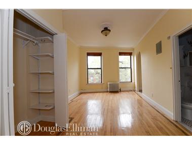 1241 Sunset Ave, Cincinnati, OH 45205 photo 2