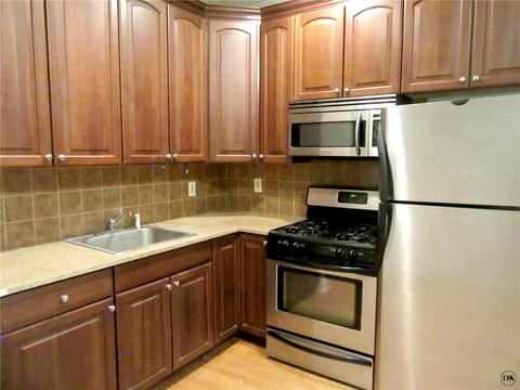2079 River Birch Dr, Amelia, OH 45102 photo 2