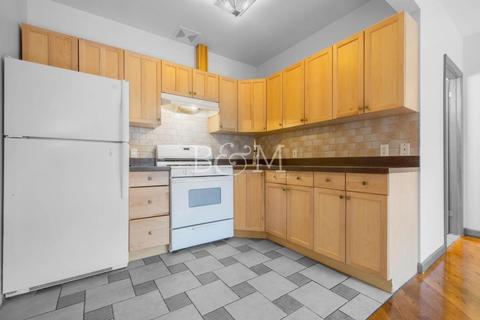 180 Woolper Ave, Cincinnati, OH 45220 photo 3
