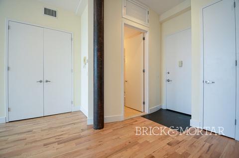 998 Burton Ave, Cincinnati, OH 45229 photo 5