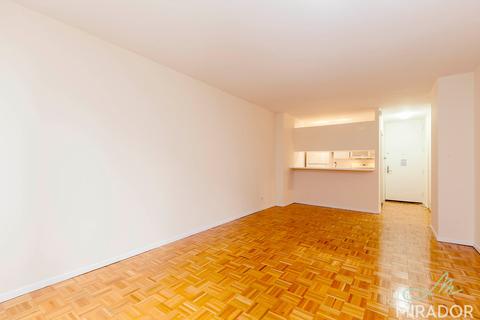 6809 E Fork Rd, Cincinnati, OH 45227 photo 4