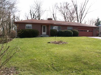 879 Locust Ln, Cincinnati, OH 45245 photo 1
