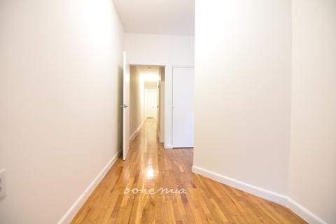 589 Hamblin Dr, Cincinnati, OH 45255 photo 4